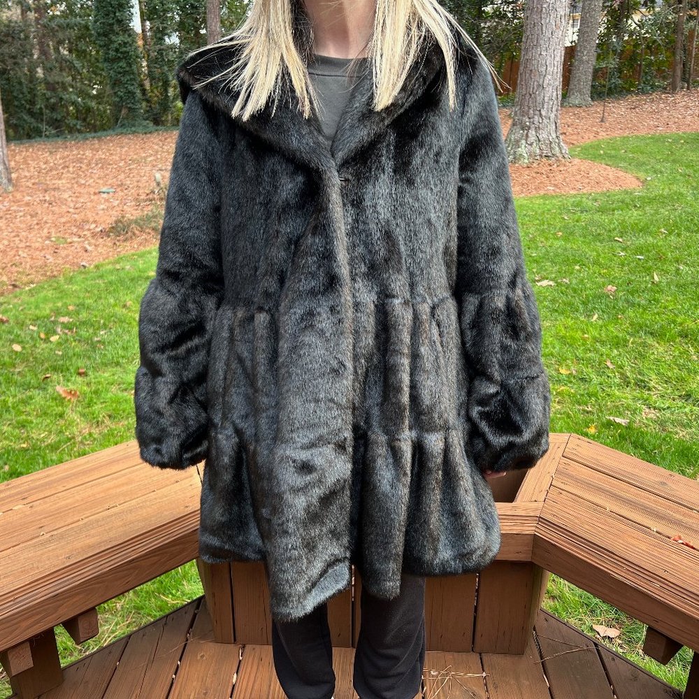 Jones New York - Womens Black Faux Fur Coat - Size M